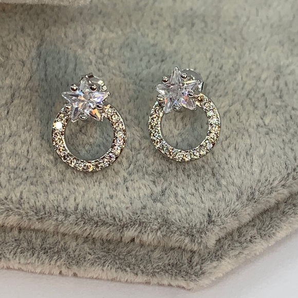 🌟 Sterling Silver 925 Star ⭐️ Circle Stud Earrings - Picture 4 of 4